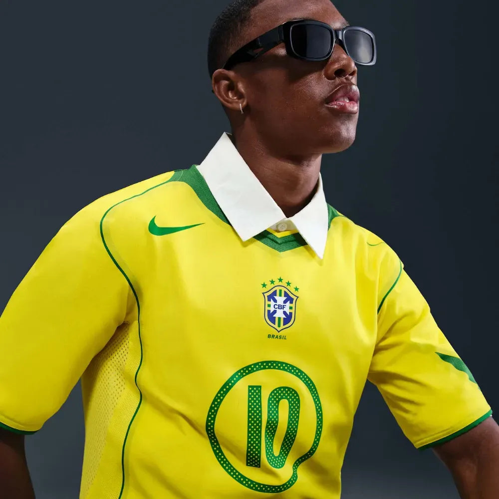 Camiseta Ronaldinho Nike Brasil 2004 Total 90 – Edição Limitada