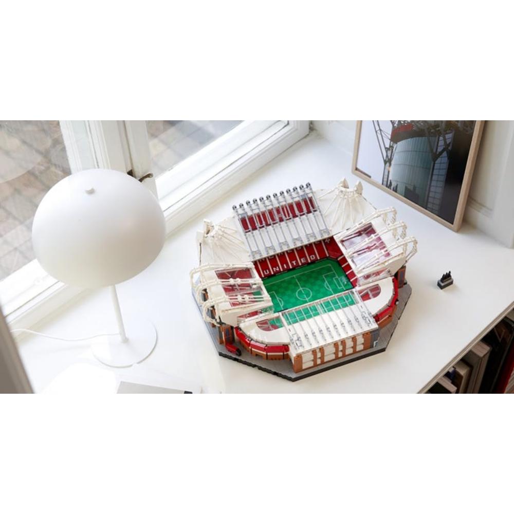 LEGO Creator Manchester United - Old Trafford Stadium Set 10272