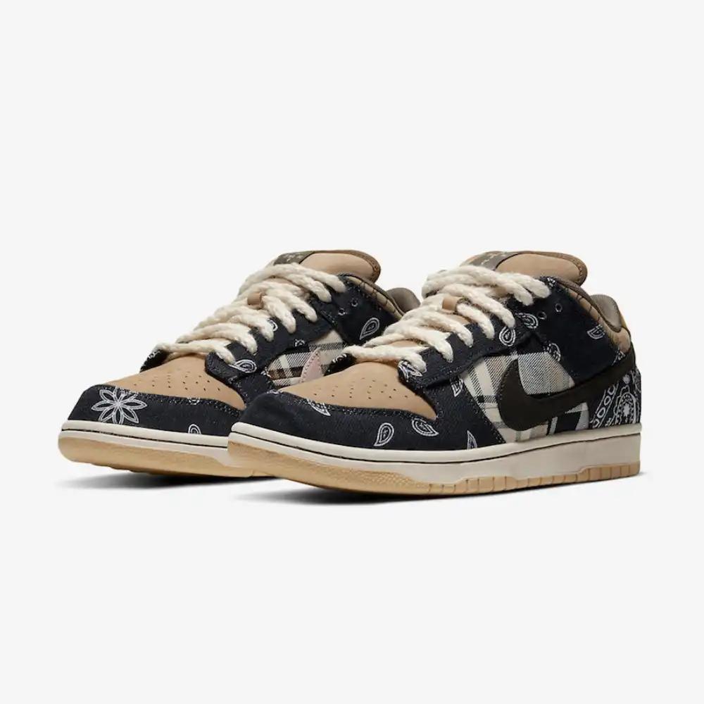 Tênis Nike SB Dunk Low x Travis Scott