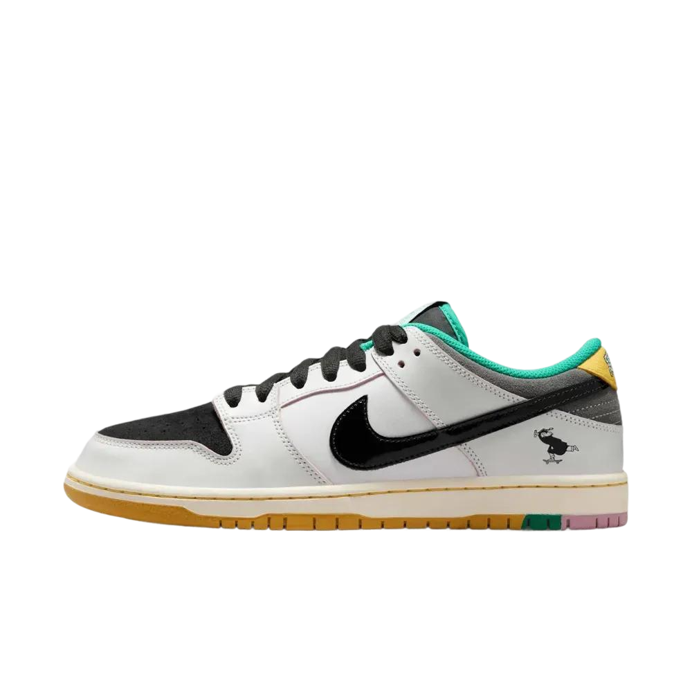 Tênis Nike SB Dunk Low - CSEF (Edição Limitada)