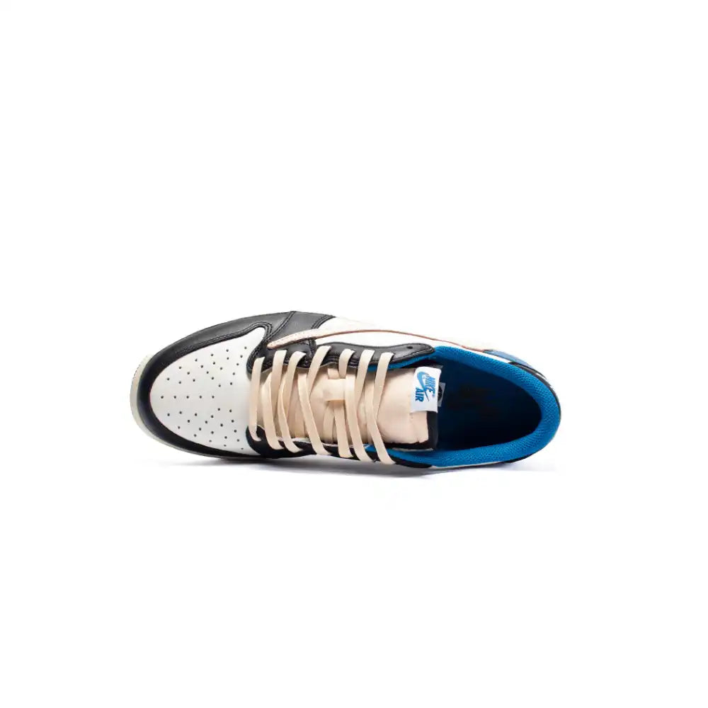 Tênis Air Jordan 1 Retro Low OG SP Fragment x Travis Scott