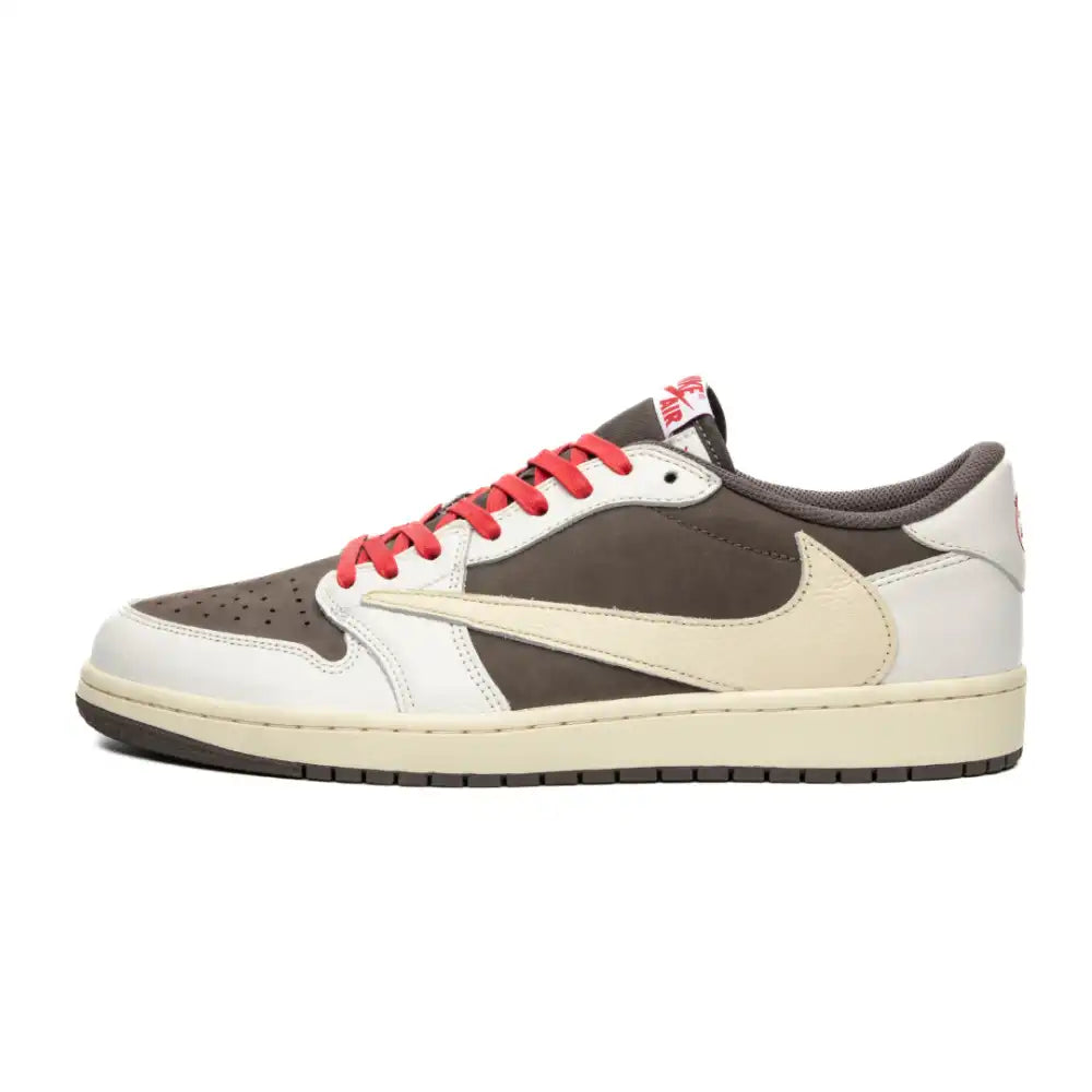 Tênis Air Jordan 1 Retro Low OG SP x Travis Scott Reverse Mocha