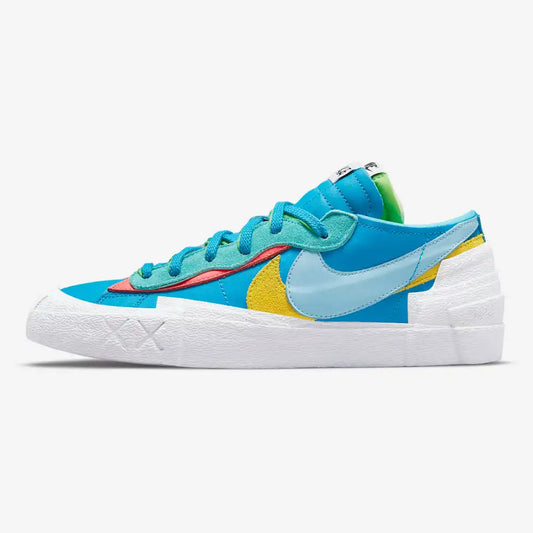 Tênis Nike Blazer Low Sacai x KAWS Neptune Blue