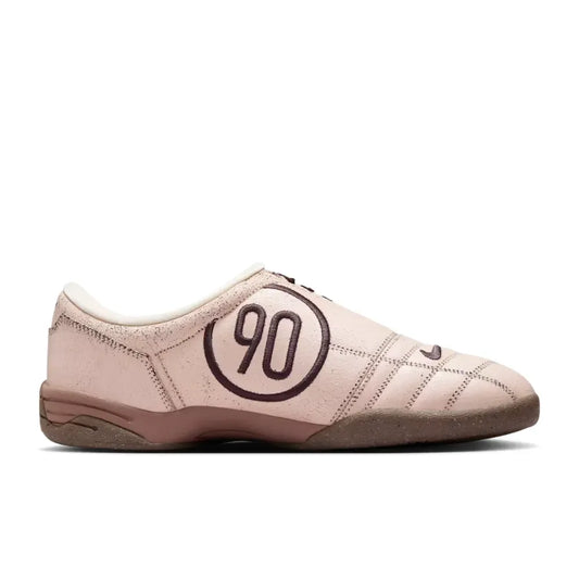 Chuteira society Nike Total 90 3 SP Pearl White Shadow Brown (2025)